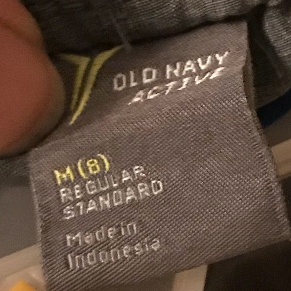 Old Navy boys active pants with zip front pockets - Picture 4 of 4